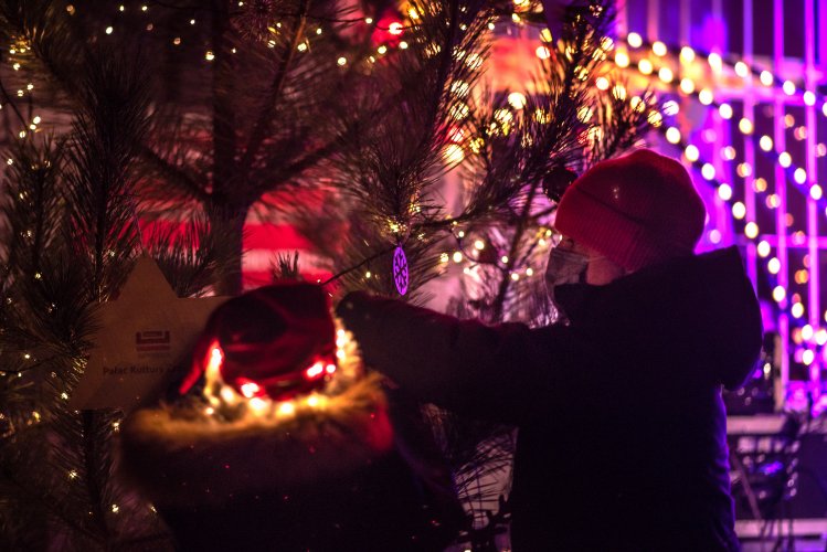 świąteczne drzewko DKZ 2020 (7).jpg