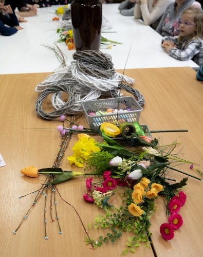 001 - Krąg-Wielkanocne wianki.jpg