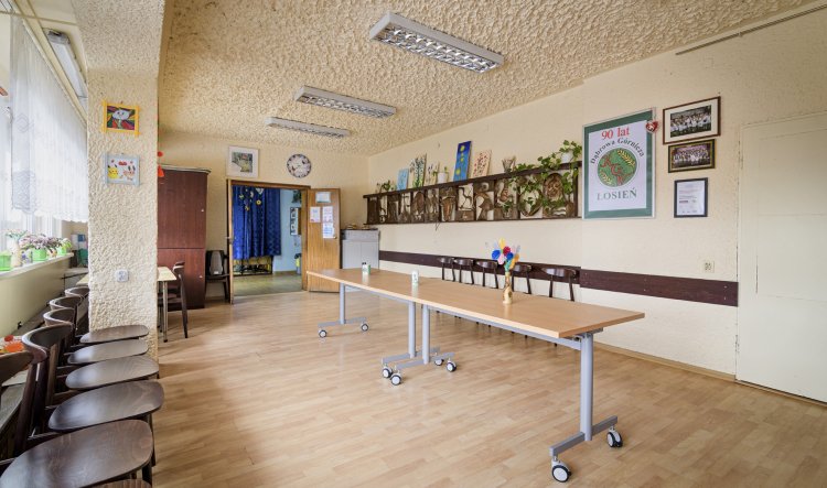 003 - Świetlica Łosień.jpg