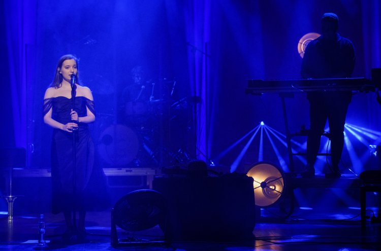 003 - Sanah-koncert PKZ.jpg