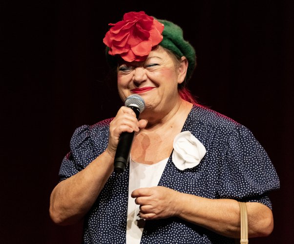 005 - DKZ-Moherowe berety.jpg