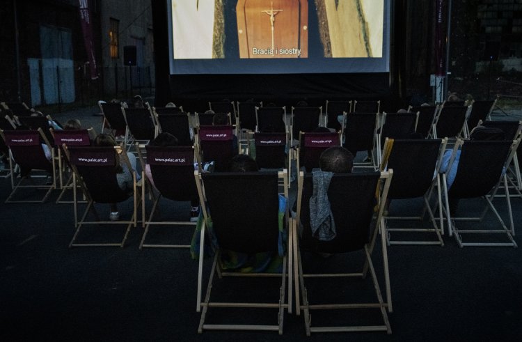 005 - Letnie Kino Plenerowe.jpg