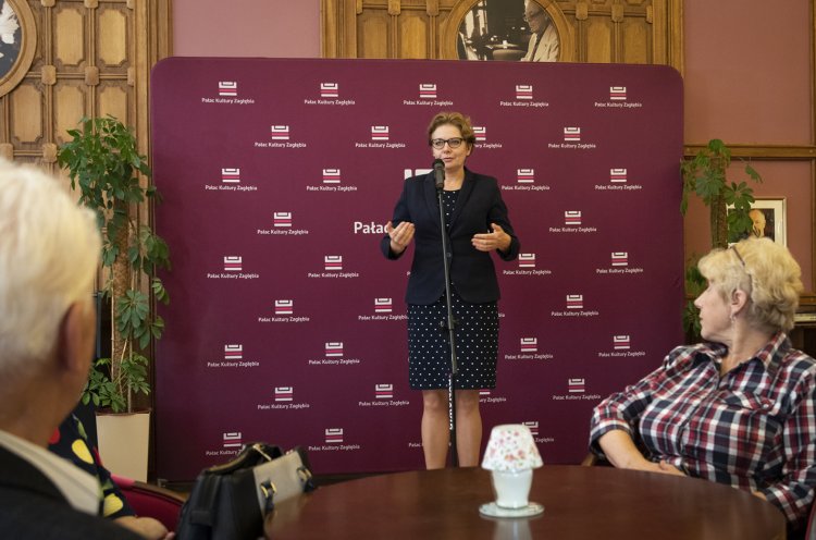 006 - Spotkanie z uczestnikami wystawy o Janie Pawle II.jpg