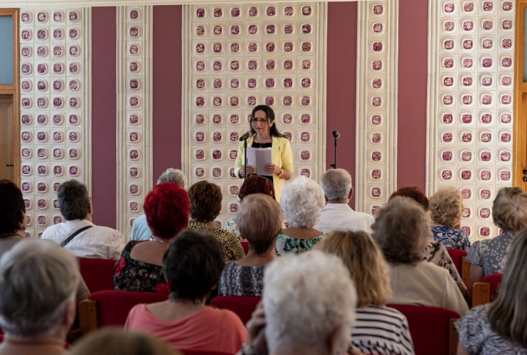 007 - Słowacka Ludowa Majolika.jpg