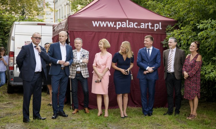 008 - Odsłonięcie muralu Spisaka.jpg