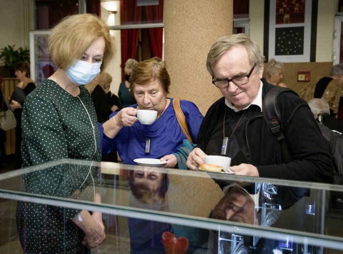 011 - Wernisaż wystawy szkła ząbkowickiego.jpg