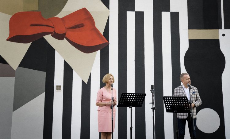 012 - Odsłonięcie muralu Spisaka.jpg