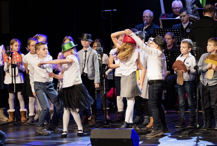 012 - Wcale nie nadęta Orkiestra Dęta.jpg