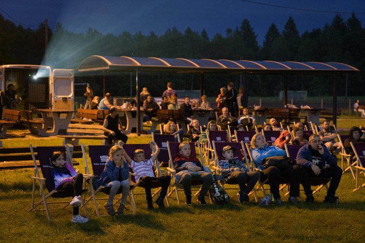 013-Kino Plenerowe Błędów.jpg