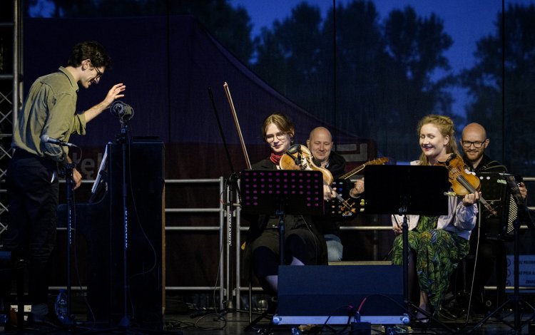 014 - Mała Orkistra Dancingowa.jpg