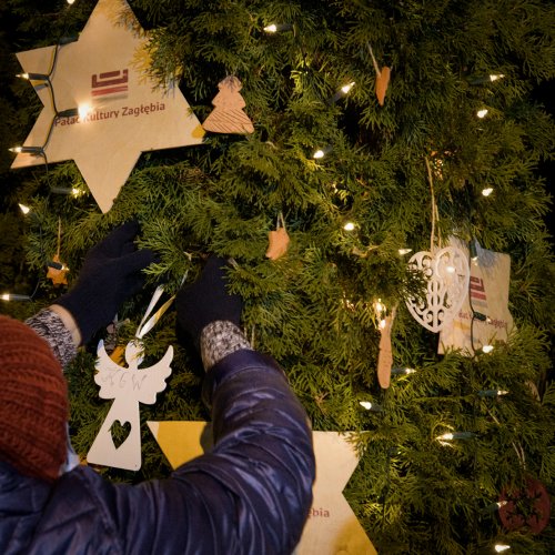 016 - Akcja Świąteczne drzewko-Atoniów.jpg