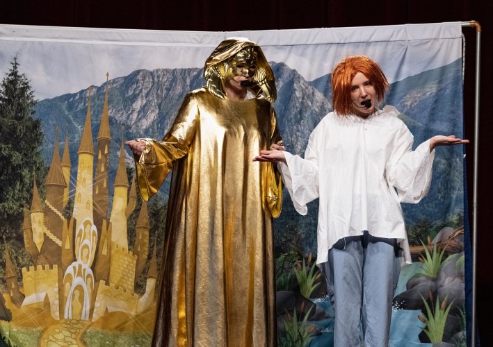 017 - Niedzielne Poranki Teatralne - O dwóch takich, co ukradli księżyc.jpg