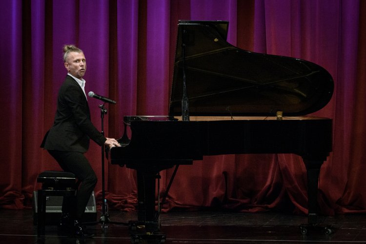 019 - Adam Snopek.jpg