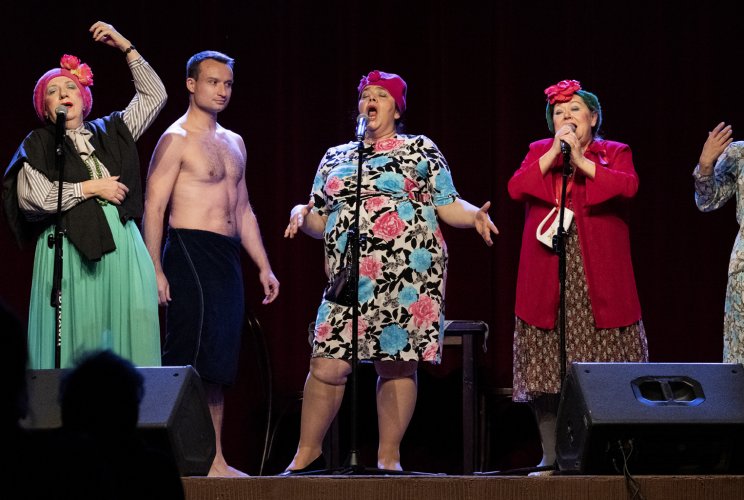 019 - DKZ-Moherowe berety.jpg