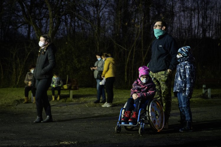 020 - Akcja Świąteczne drzewko-Strzemieszyce Małe.jpg