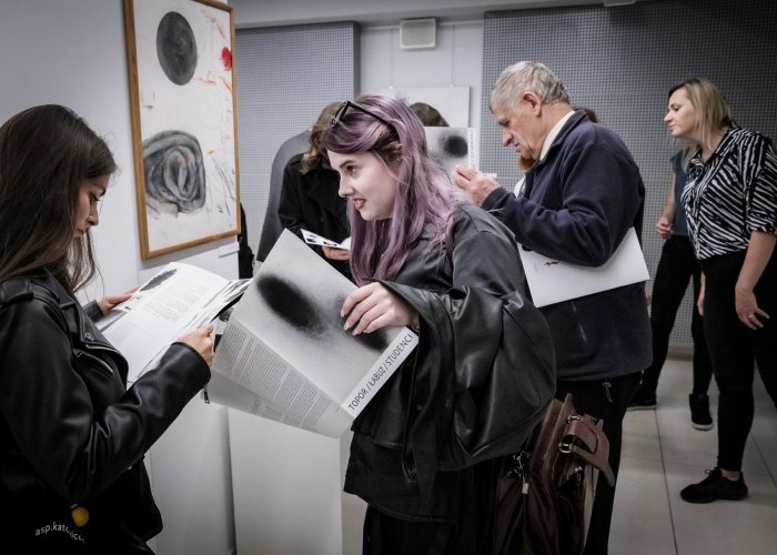 020 - TOPOR-ŁABUZ i STUDENCI.jpg