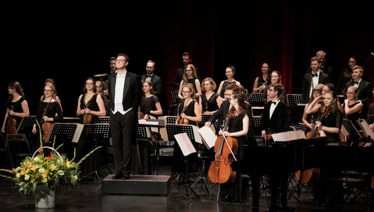 024 - Dąbrowianin w Paryżu-koncert.jpg