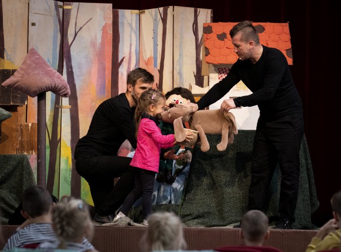 024 - Niedzielne Poranki Teatralne.jpg