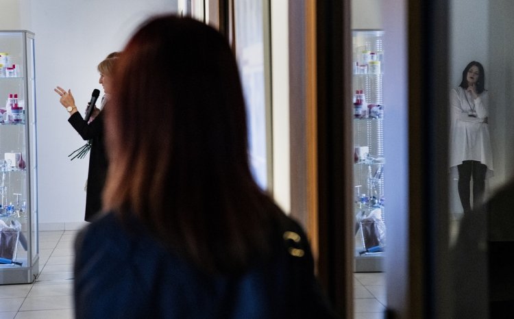 025- Kubek Fidiasza-wernisaz.jpg