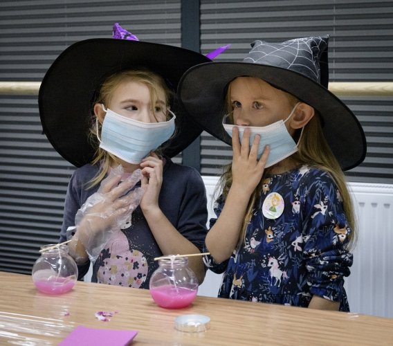 026 - Andrzejki w Klubie Krąg.jpg