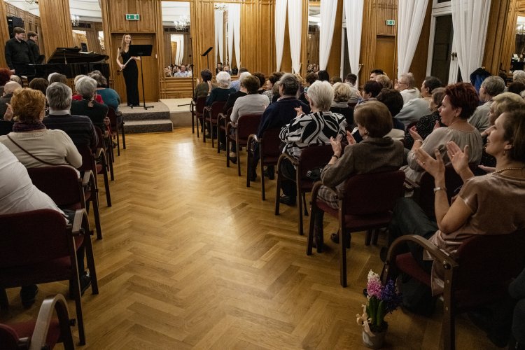 026 - Kameralne czwartki-Zaczarowany flet.jpg