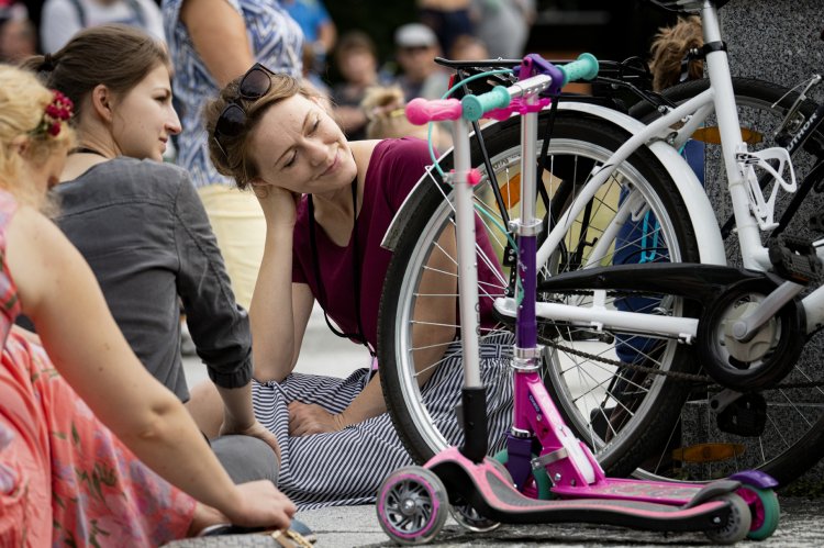 026 - W Zieloną gramy - Cello Maniax — kopia.jpg