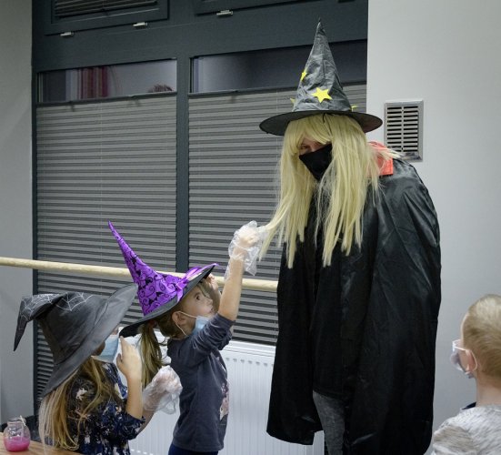 027 - Andrzejki w Klubie Krąg.jpg