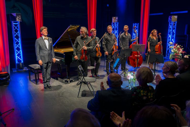 027 - Na urodziny Spisaka Kameralnie.jpg