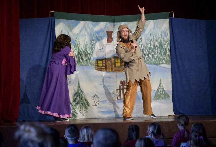 028 - Niedzielne poranki teatralne Lodowa Kraina (12).jpg