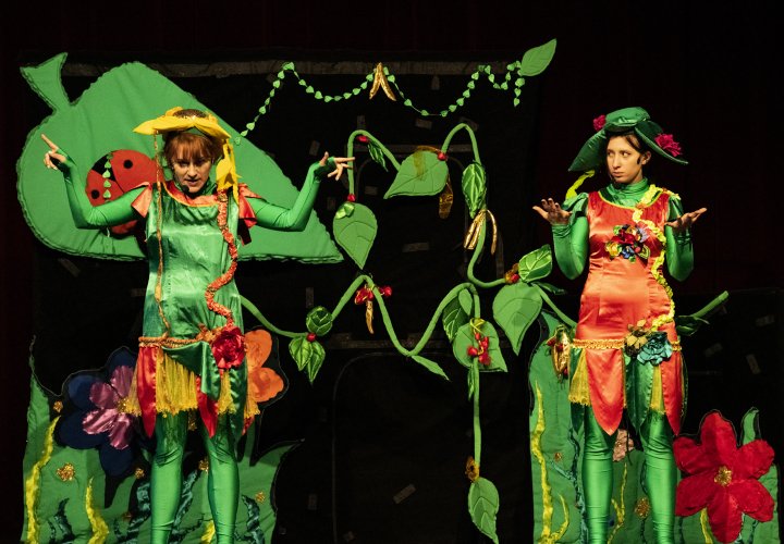 028- Poranki teatralne.jpg