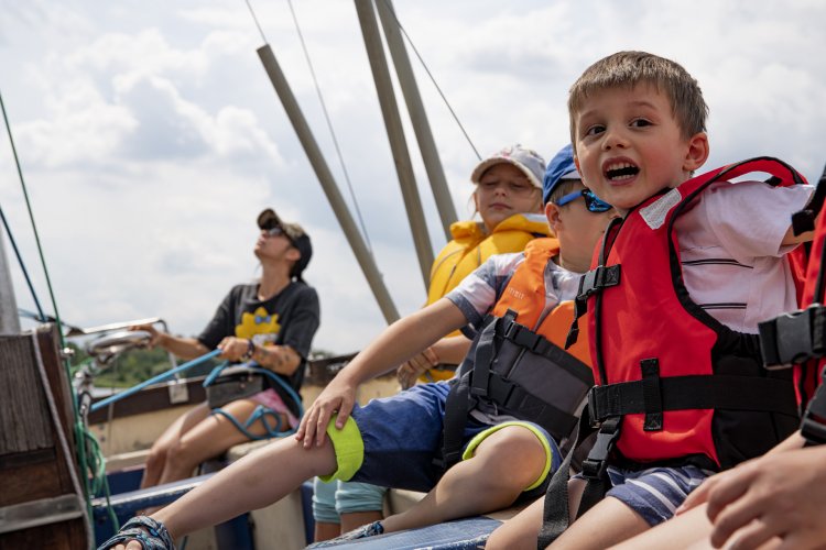 034 - Artystyczne wakacje - żaglówki.jpg