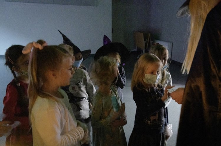 043 - Andrzejki w Klubie Krąg.jpg