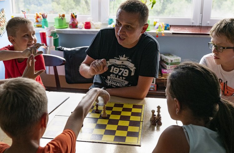 043 - Artystyczne wakacje-Świetlica Łosień.jpg