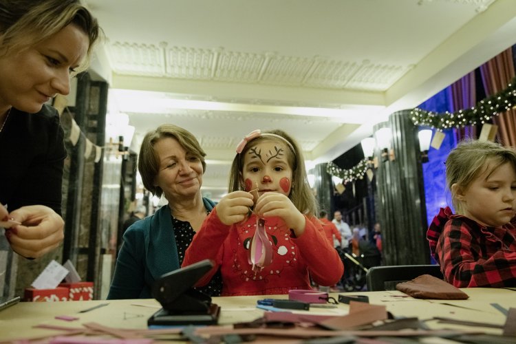 153 - Mikołajki w PKZ.jpg