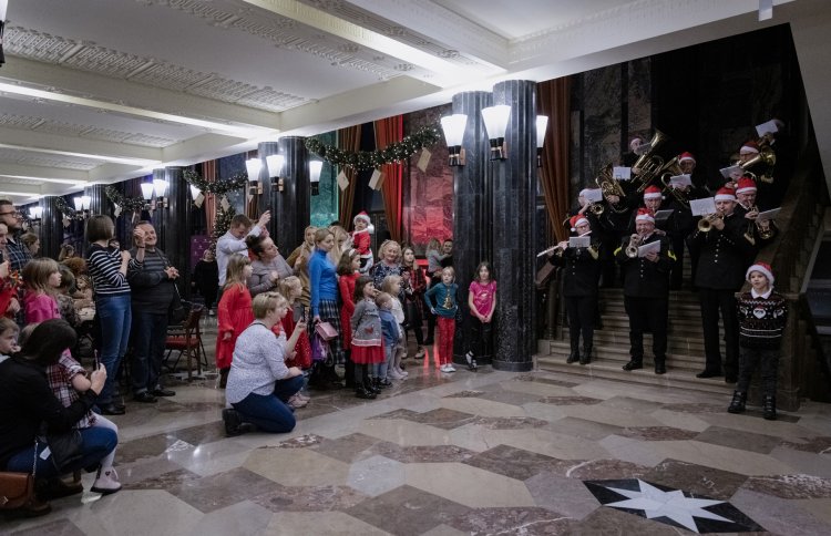 201 - Mikołajki w PKZ.jpg