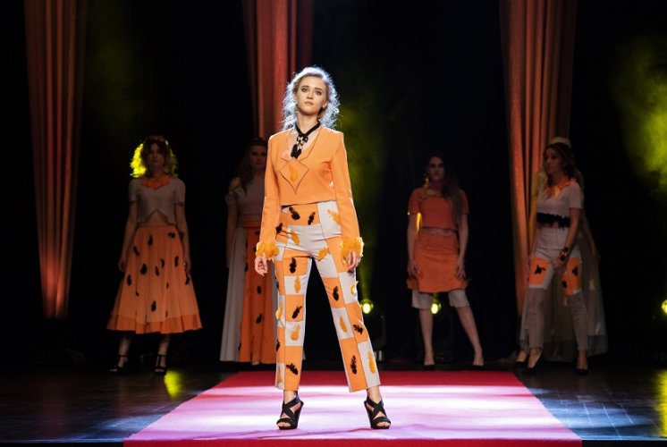 3. Festiwal Mody i sztuki fot. Marek Wesołowski (24).jpg