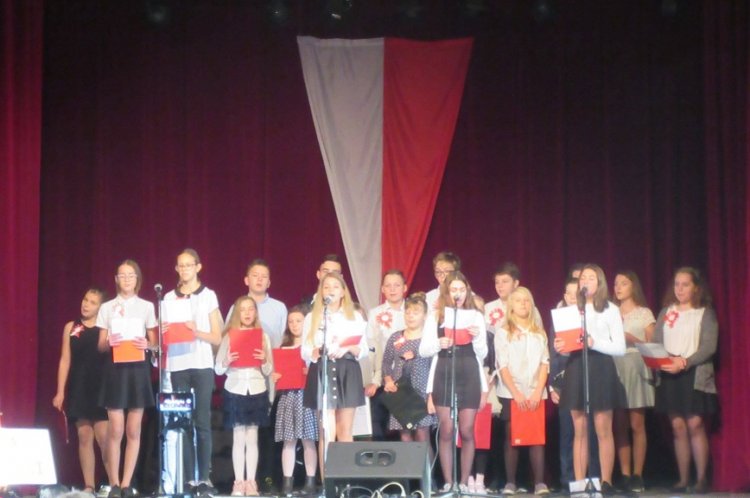 9listopada dkz (3).jpg