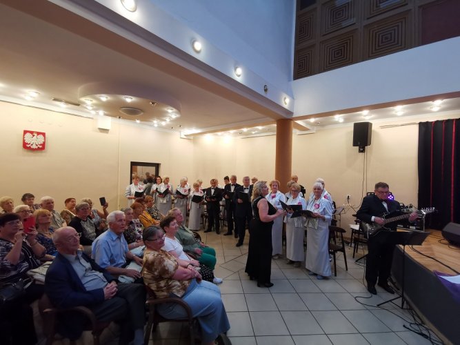 Chwytaj Dzień Chór Zorza (4).jpg