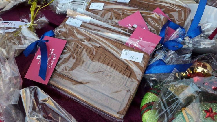 Dąbrowski Kiermasz Świąteczny 2016 (1).jpg