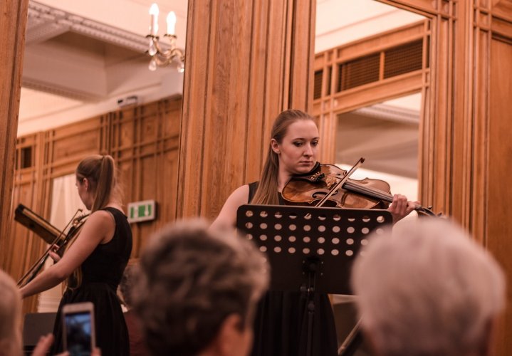 Kameralne Czwartki Vocal Trio 2019 fot. Karolina Pazera (32).jpg