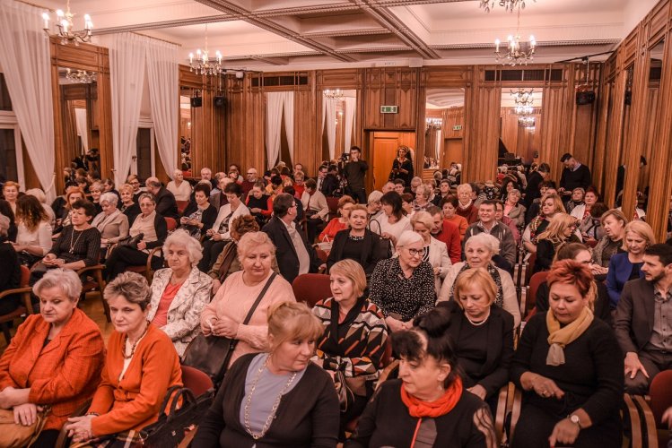 Kameralne Czwartki Vocal Trio 2019 fot. Karolina Pazera (7).jpg