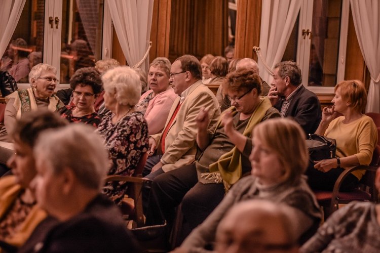 Kameralnie Todo Art (4).jpg