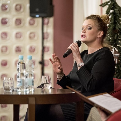 Kawa z Darią Widawską fot. Marek Wesołowski (6).jpg