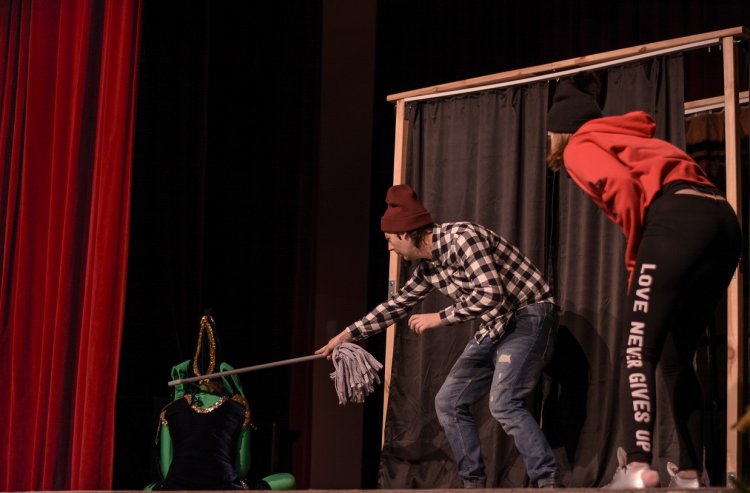 Niedzielne Spotkania Teatralne grudzień (6).jpg