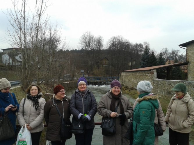 UTW_wycieczka_Okradzionów_8.jpg