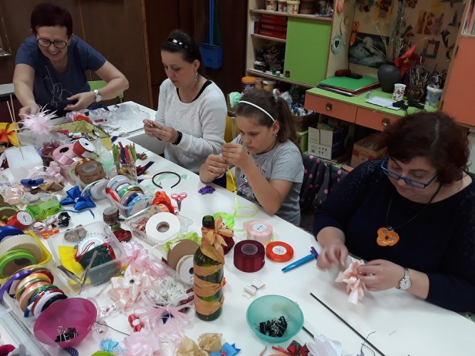 Wiosenne trendy z kokardą (3).jpg