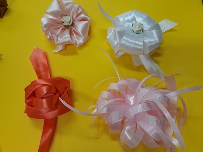 Wiosenne trendy z kokardą (7).jpg