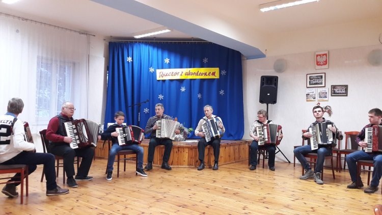 akordeon okr (12).jpg