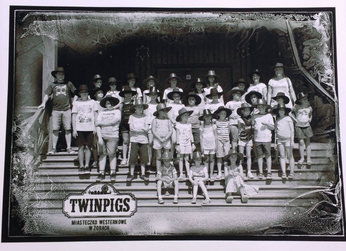 art.wak. uni (3).jpg