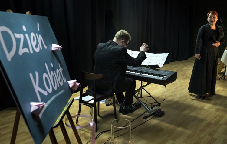 dzień kobiet 2017 (1).jpg